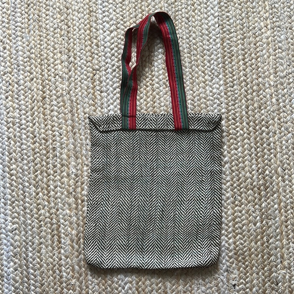 Hand woven tote bag from Thailand